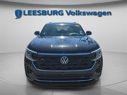 Used 2025 Volkswagen Atlas Cross Sport SEL Premium R-Line image 15