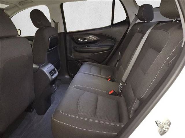 Used 2024 GMC Terrain SLE FWD image 16
