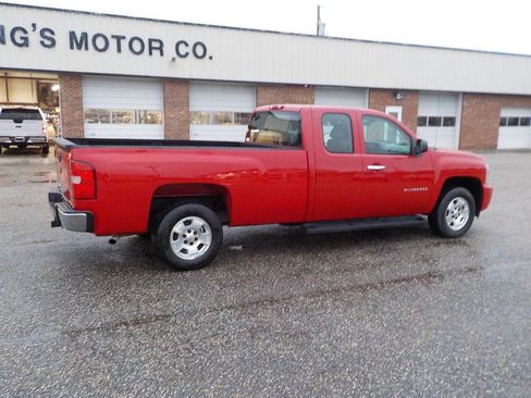 Used 2011 Chevrolet Silverado 1500 W/T image 6