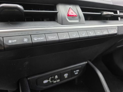 Used 2025 Kia K4 FWD image 19
