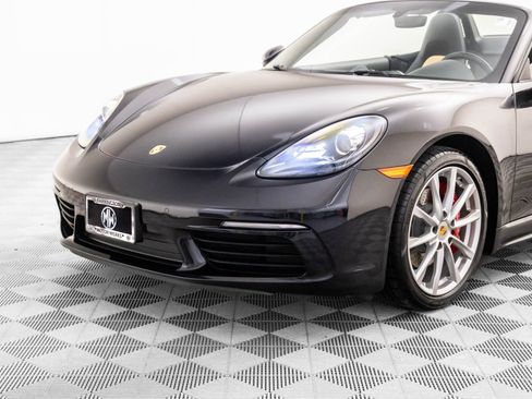 Used 2018 Porsche 718 Boxster S image 40