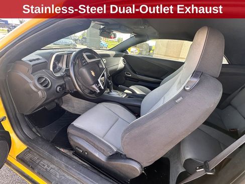 Used 2013 Chevrolet Camaro LT RWD image 8