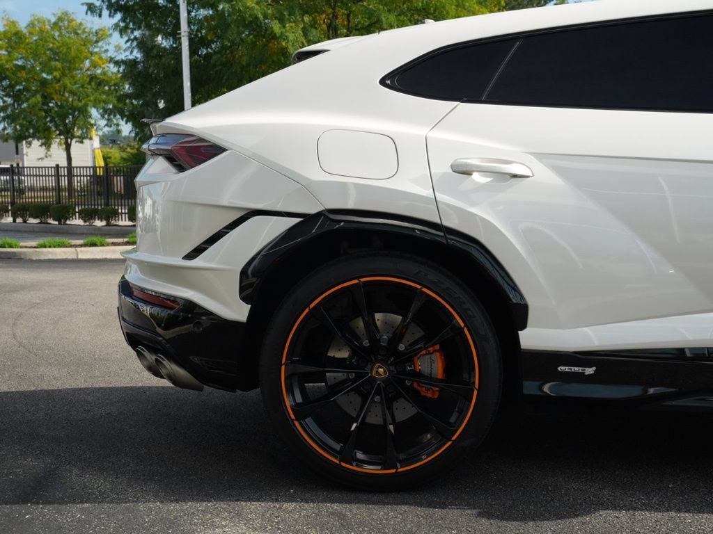 Used 2023 Lamborghini Urus S AWD/4WD image 30