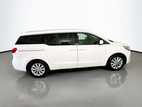 Used 2016 Kia Sedona EX FWD image 8