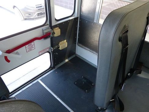 Used 2007 Chevrolet Express 3500 w/ School Bus Package image 23