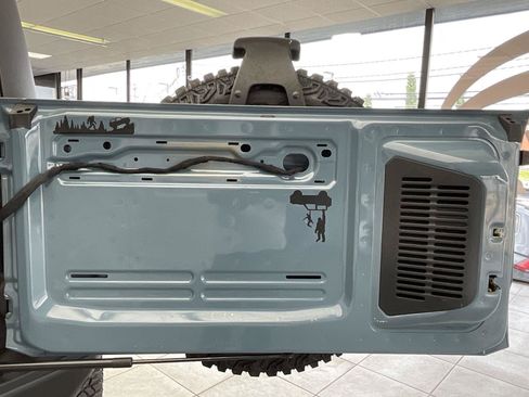 Used 2021 Ford Bronco First Edition AWD/4WD image 21