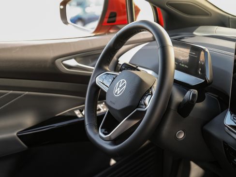 Used 2024 Volkswagen ID.4 Pro S image 12