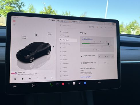 Used 2023 Tesla Model Y Long Range AWD/4WD image 20