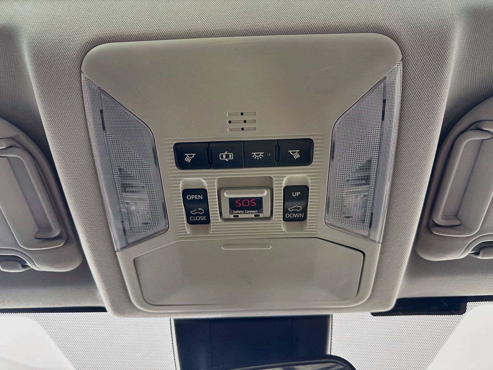 Used 2019 Toyota RAV4 XLE w/ Convenience Package FWD image 23