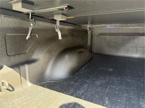 Used 2015 RAM 1500 Express AWD/4WD image 18