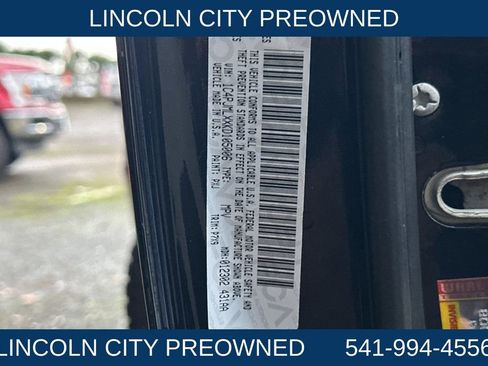 Used 2019 Jeep Cherokee Latitude Plus w/ Comfort/Convenience Group image 28