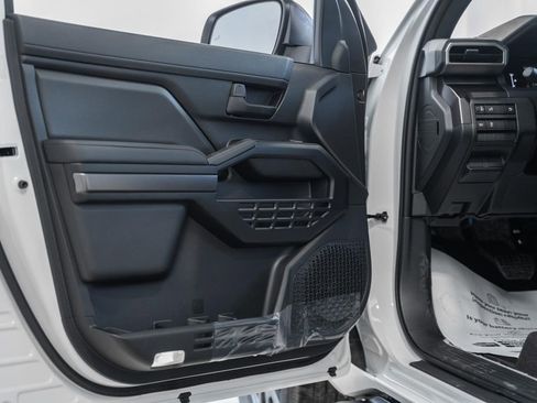 New 2026 Toyota 4Runner SR5 image 35