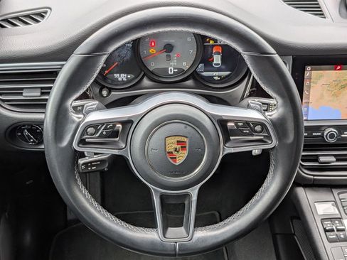 Used 2021 Porsche Macan S image 31