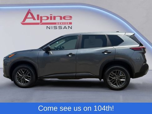 Used 2023 Nissan Rogue S AWD/4WD image 2