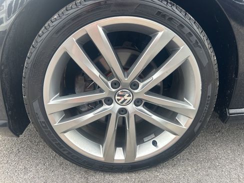 Used 2017 Volkswagen Passat 1.8T R-Line FWD image 10
