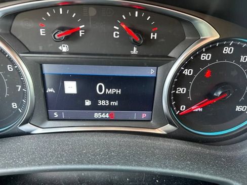 Used 2024 Chevrolet Equinox Premier AWD/4WD image 10