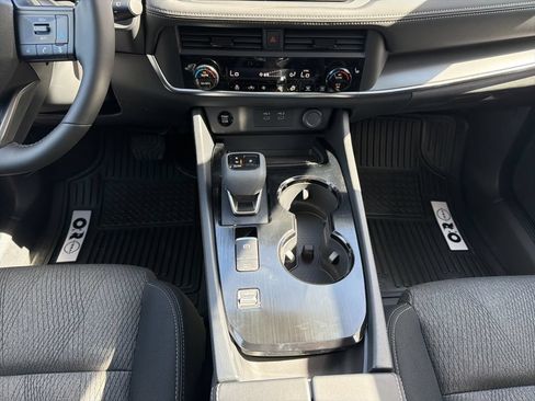 New 2026 Nissan Rogue SV w/ Cold Weather Package FWD image 25