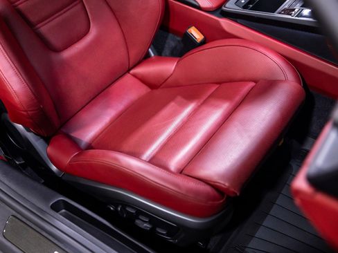 Used 2022 Porsche 911 Cabriolet image 31