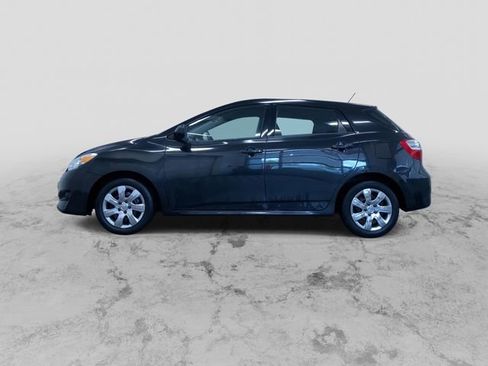Used 2013 Toyota Matrix S FWD image 7