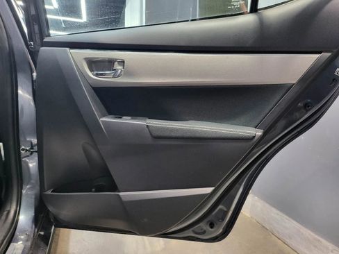 Used 2019 Toyota Corolla LE image 25