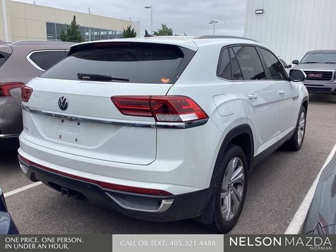 Used 2021 Volkswagen Atlas Cross Sport SE w/ V6 Towing Package FWD image 6