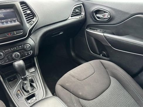 Used 2021 Jeep Cherokee Latitude image 15