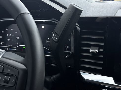 Used 2023 GMC Sierra 1500 Elevation image 16