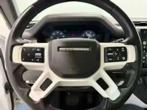 Used 2024 Land Rover Defender 130 S image 40