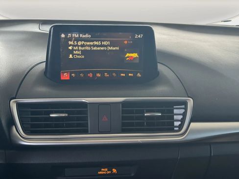 Used 2017 MAZDA MAZDA3 Sport image 16