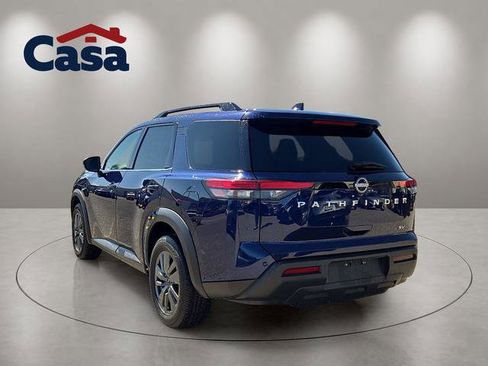 Used 2024 Nissan Pathfinder SV FWD image 2