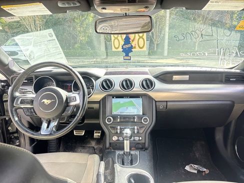 Used 2019 Ford Mustang GT Premium image 7