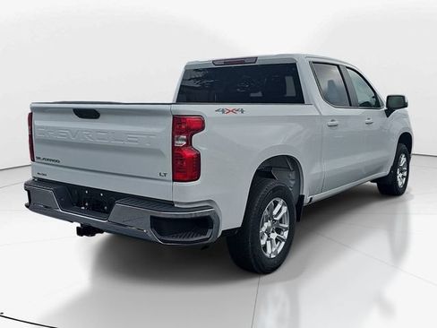 Used 2023 Chevrolet Silverado 1500 LT AWD/4WD image 3