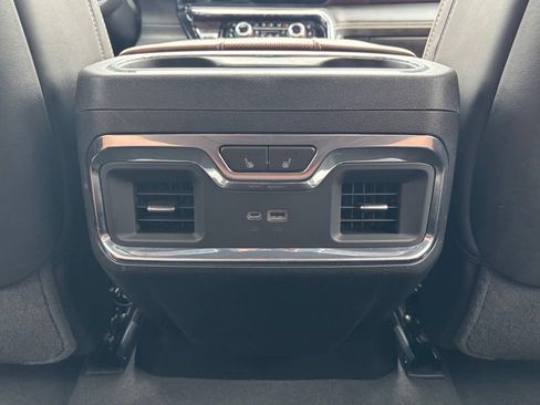 Used 2023 GMC Sierra 1500 Denali Ultimate AWD/4WD image 26