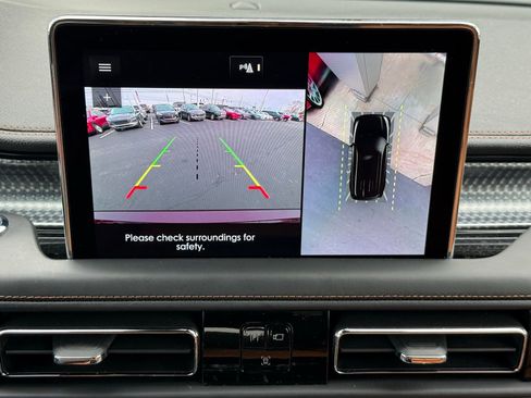 Used 2023 Lincoln Aviator Black Label w/ Dynamic Handling Package image 39