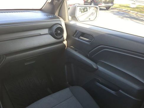 Used 2024 Chevrolet Colorado W/T image 16