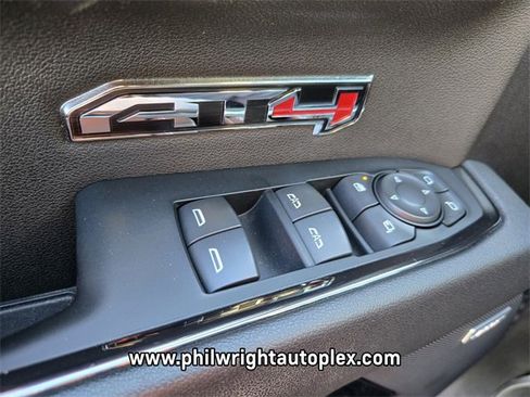 Used 2024 GMC Sierra 1500 AT4 w/ Technology Package image 31