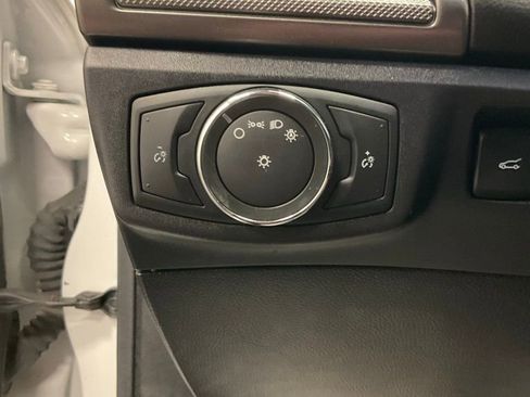 Used 2017 Ford Fusion SE image 13