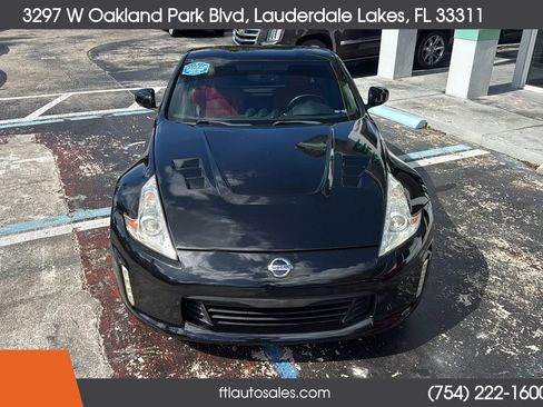 Used 2015 Nissan 370Z Sport Tech Coupe 2D image 4