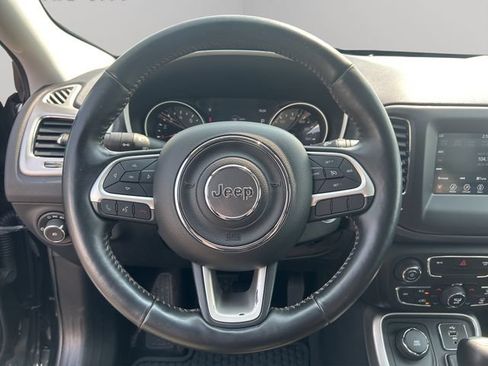Used 2018 Jeep Compass Latitude w/ Popular Equipment Group AWD/4WD image 15