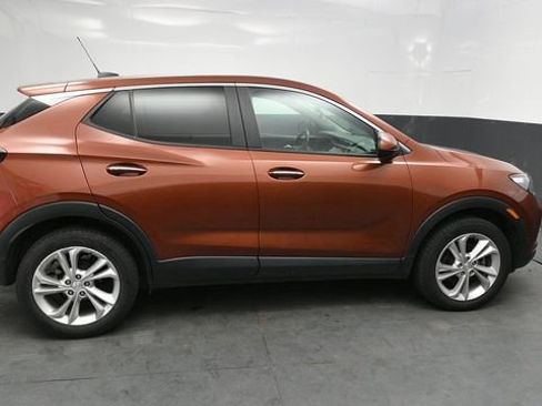Used 2021 Buick Encore GX Preferred w/ Cold Weather Comfort Package AWD/4WD image 3