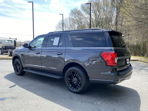 Used 2024 Ford Expedition Max XLT image 7