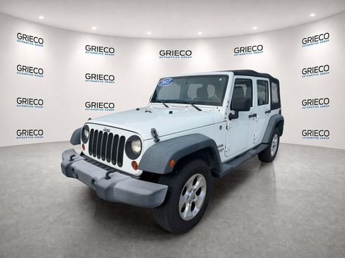 Used 2013 Jeep Wrangler Unlimited Sport AWD/4WD image 3