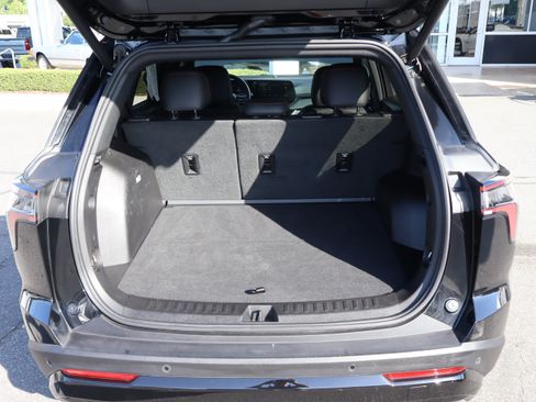 Used 2025 Chevrolet Equinox RS w/ Convenience Package III FWD image 34