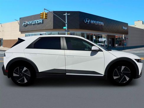 New 2026 Hyundai Ioniq 5 SEL AWD/4WD image 9