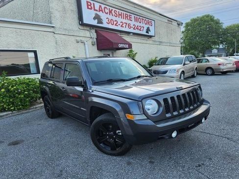 Used 2015 Jeep Patriot Sport w/ Power Value Group AWD/4WD image 1
