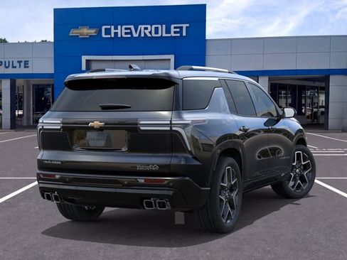 New 2026 Chevrolet Traverse High Country w/ LPO, Floor Liner Package FWD image 4