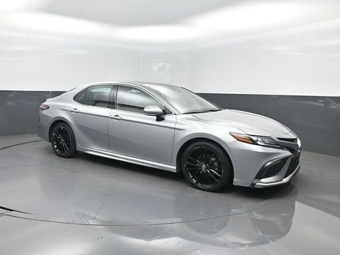 Used 2023 Toyota Camry XSE FWD image 35