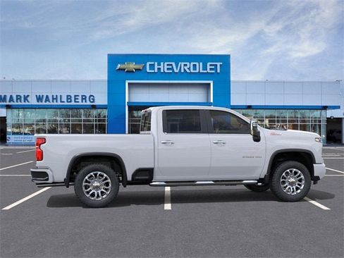 New 2026 Chevrolet Silverado 2500 LT w/ Z71 Chrome Sport Edition image 5