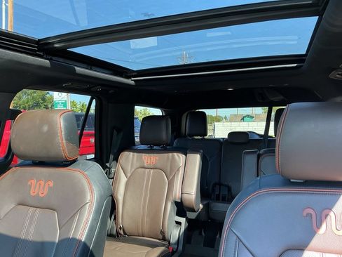 Used 2021 Ford Expedition King Ranch AWD/4WD image 12