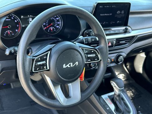 Certified 2023 Kia Forte LXS w/ LXS Technology Package image 22
